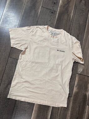 Columbia T-Shirt